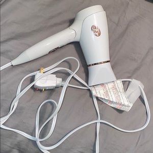 T3 feather lightweight blow dryer
